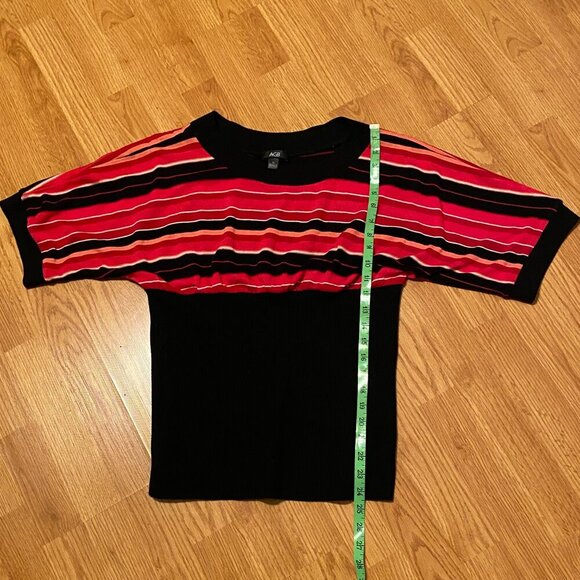 Vintage AGB Boat Neck Lightweight Knit Top Striped Reds/Pinks/Black Size (XL) - Picture 9 of 9